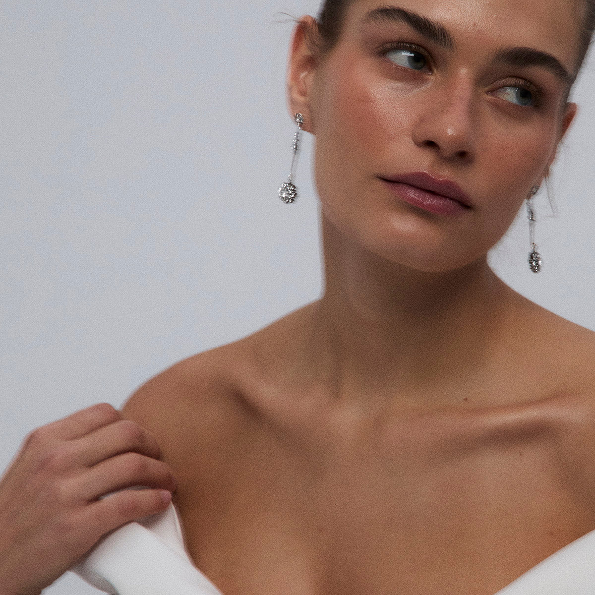 Miora Earrings